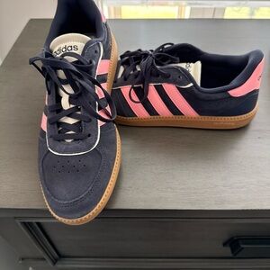 adidas Navy Suede Sneakers with Pink Stripes and Gum Sole